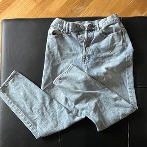 Pacsun mom jeans, light wash, excellent condition